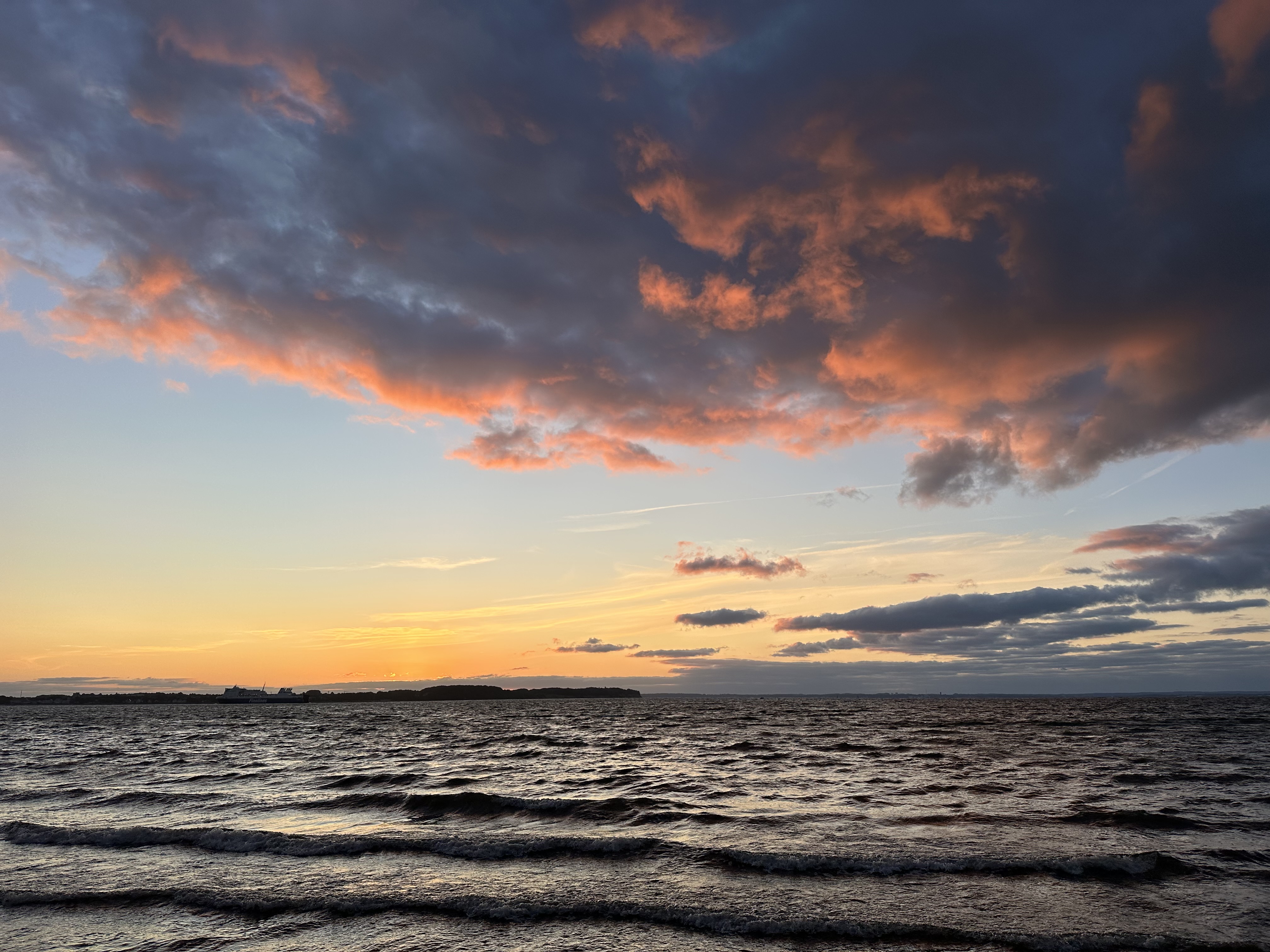 Sonnenuntergang am Strand b