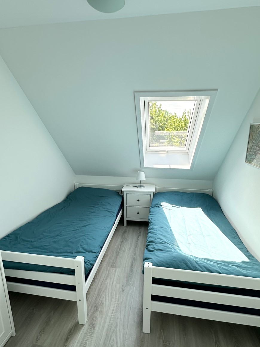 Schlafzimmer 4