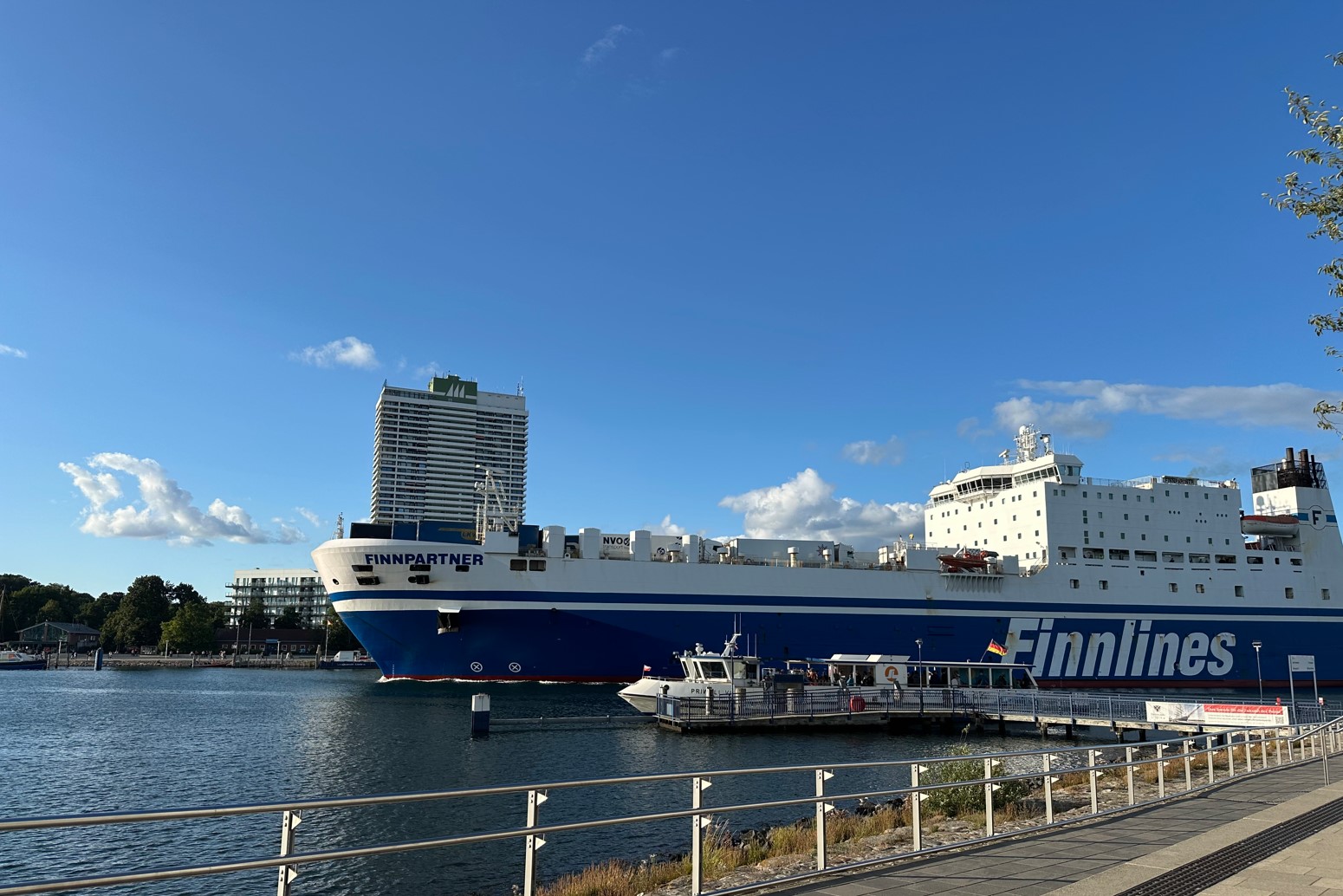 Hafeneinfahrt am Priwall